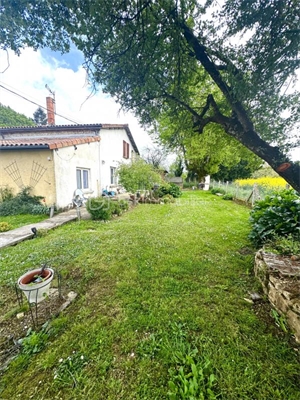 maison de village à la vente -   16700  TAIZE AIZIE, surface 130 m2 vente maison de village - UBI469617533